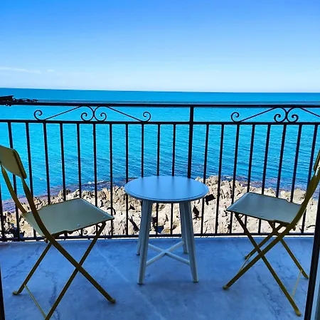 58 Apartment Cefalu